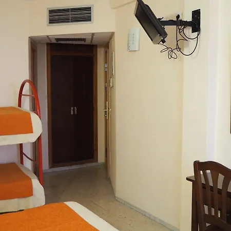 Andalucia Hotel 2*