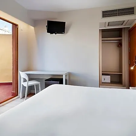 Andalucia מלון