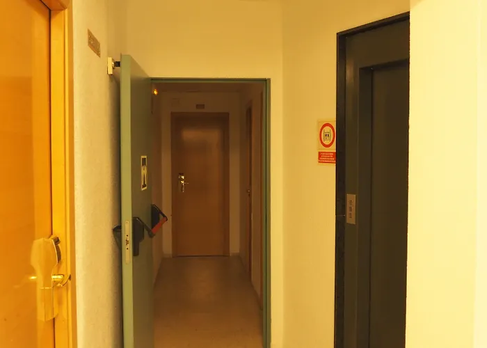 Отель Andalucia