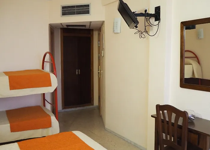 Andalucia Отель 2*